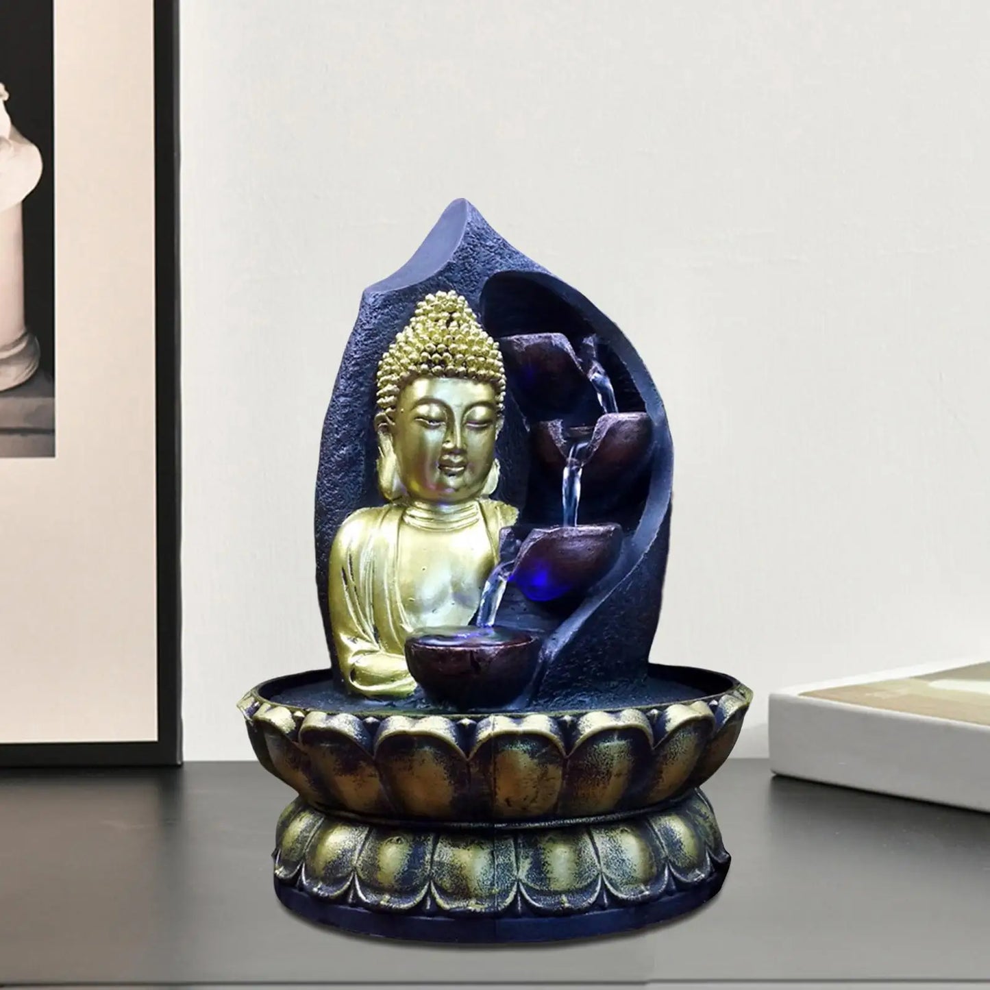statue de chute d'eau zen Buddha