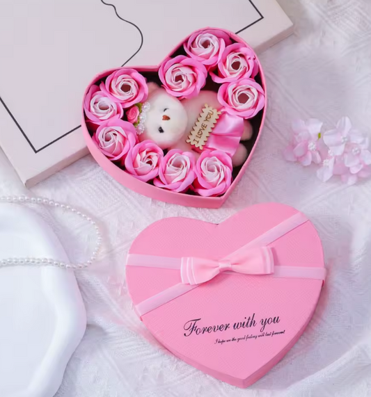 Coffret Cadeau Cœur avec Roses Éternelles & Ourson