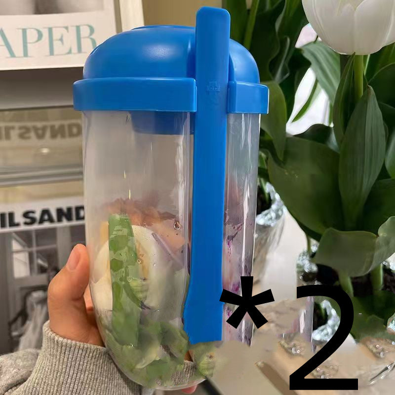 La tasse à salade avec fourchette et couvercle est portable