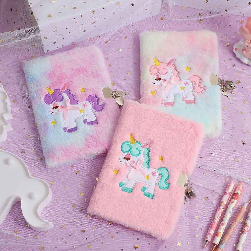 carnet de notes en peluche licorne verouille