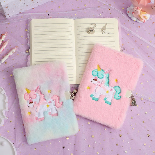 carnet de notes en peluche licorne verouille