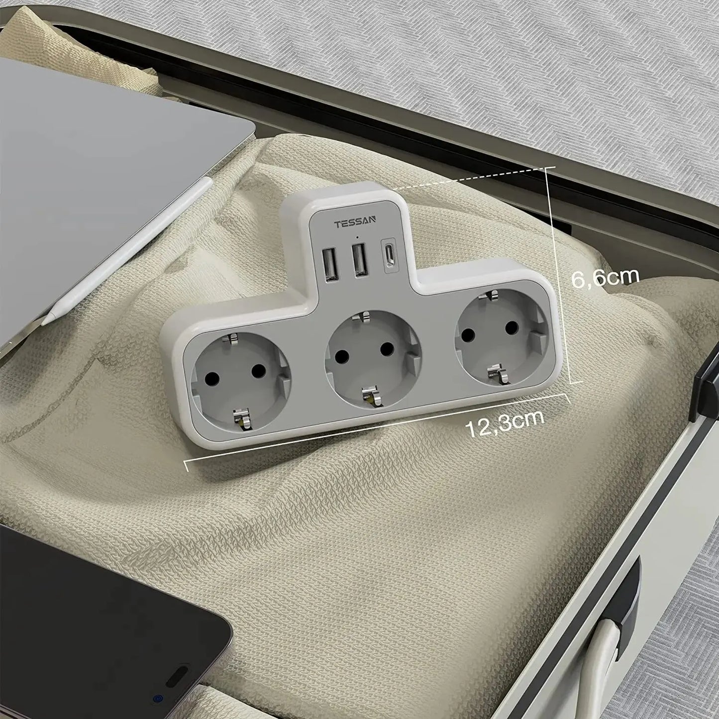 prise multiprise avec 3 prises ca + 2 Ports USB + 1 Type C